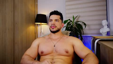 Erick Thompson online show from December 3, 10:38 pm