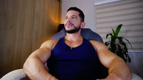 Snapshot of erick_thompson chatting on March 12, 9:45 pm Erick Thompson online show from March 12, 9:45 pm
