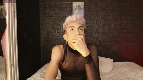 erick online show from October 12, 10:04 pm