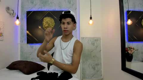   online show from December 9, 4:12 am