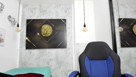   online show from February 19, 3:06 am