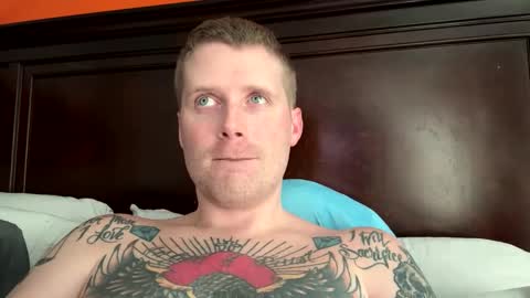 eriwat713 online show from March 2, 7:30 pm