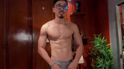 eros_becker_ online show from April 18, 1:40 am