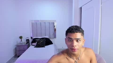 eros_wild online show from February 22, 2:49 pm