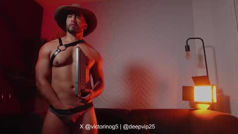 eroswolf online show from February 6, 1:02 am