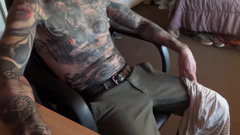 Erotic CloseUps online show from January 13, 12:48 am