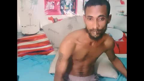 Liam online show from March 31, 7:26 pm