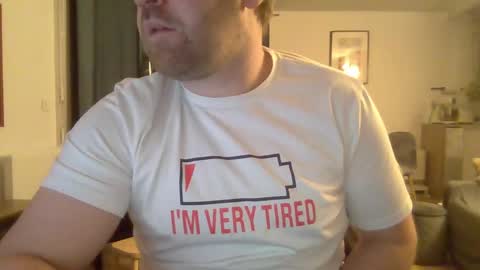 esclavepourfemme online show from February 9, 9:06 pm