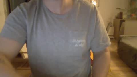 esclavepourfemme online show from January 28, 10:56 pm