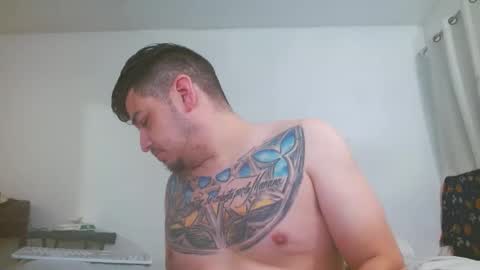 escodamus12 online show from December 11, 10:59 am