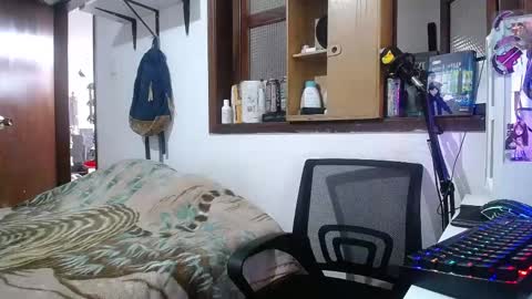 Esteban online show from February 23, 3:26 pm