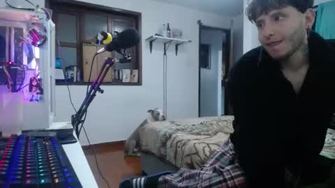 Esteban online show from January 12, 3:07 am