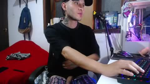 Esteban online show from February 22, 2:06 am