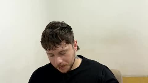 eskol212 online show from April 3, 4:04 pm