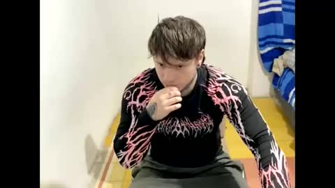 eskol212 online show from February 21, 10:55 pm