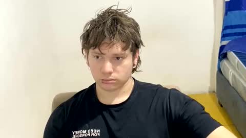 eskol212 online show from March 2, 12:12 pm