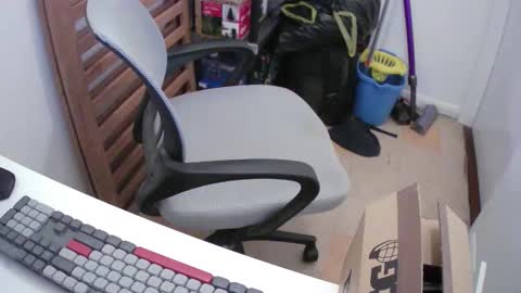 Morph online show from February 9, 10:03 pm