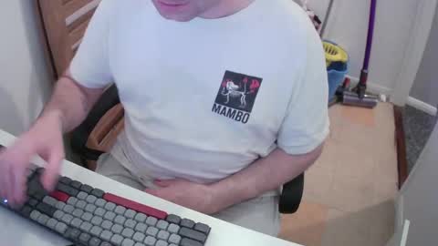 Morph online show from April 6, 7:58 pm