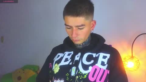 Esteban independent model online show from February 23, 11:12 am