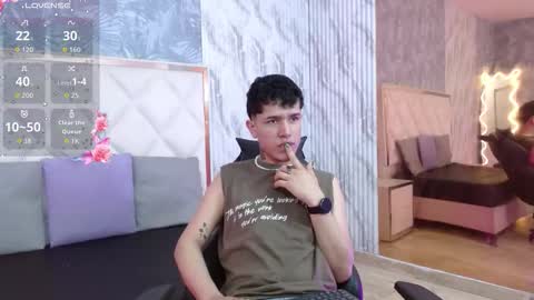 estefan_tay online show from February 3, 8:36 pm