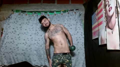 Snapshot of etha_bossx chatting on September 14, 5:26 pm ethanjobs online show from September 14, 5:26 pm