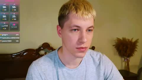 Ethan online show from April 12, 2:15 am