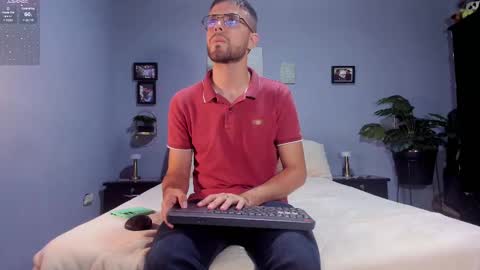 ADAM TAYLOR  ETHAN CAMBAL INDEPENDENT MODELS online show from March 1, 1:43 am