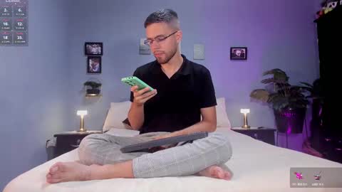 ADAM TAYLOR  ETHAN CAMBAL INDEPENDENT MODELS online show from February 25, 11:22 pm