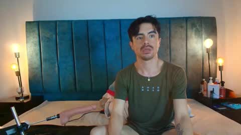 ethan  online show from March 22, 3:22 am