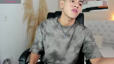 ethan online show from December 10, 1:00 pm