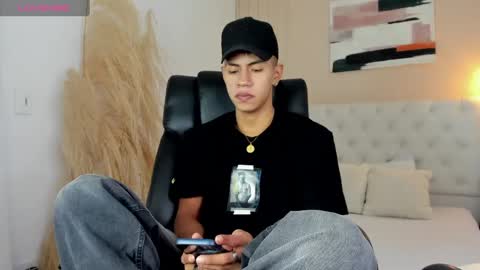 ethan online show from January 13, 1:06 pm