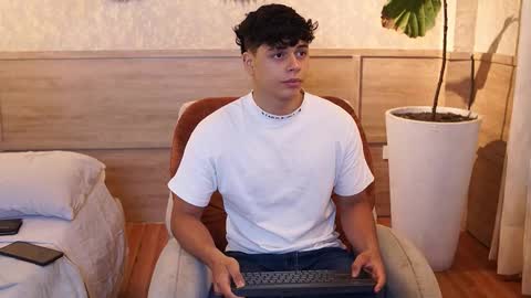 ethan_occonor online show from February 18, 12:36 pm