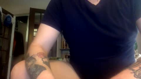 ethan_reilley online show from April 12, 9:49 pm