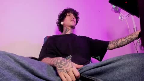 Ethan sykes online show from October 30, 1:41 am