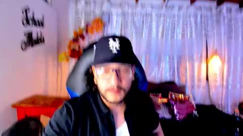 Snapshot of ethan_w7 chatting on October 13, 8:04 pm ethan w7 online show from October 13, 8:04 pm