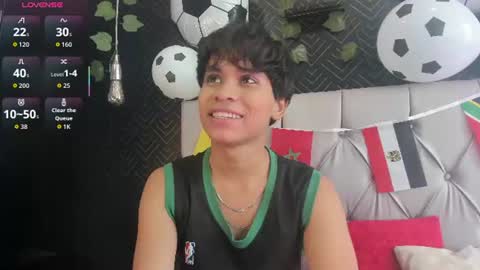 Ethan online show from June 25, 7:40 pm