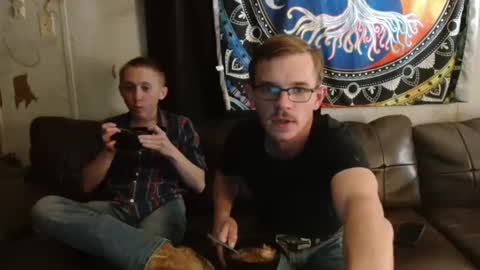 Ethan Steele online show from March 8, 2:21 am