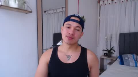 Evan online show from December 23, 3:01 pm