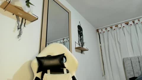 Evan online show from October 8, 9:02 am