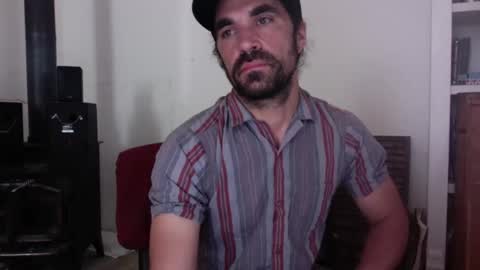 everynothings online show from June 3, 9:31 pm
