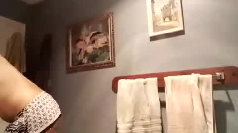 evolvingmass online show from December 4, 6:39 pm