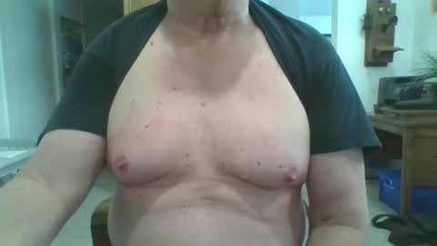 Snapshot of excitacbleguy9 chatting on February 8, 6:44 pm was excitablyguy hacked online show from February 8, 6:44 pm