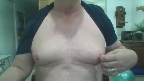 Snapshot of excitacbleguy9 chatting on December 29, 3:13 pm was excitablyguy hacked online show from December 29, 3:13 pm