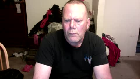 first time online show from October 18, 2:05 am