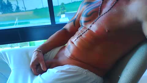 fabxxxl online show from March 23, 8:42 am