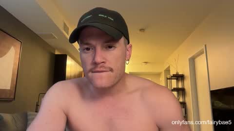 Travis online show from November 13, 5:34 am