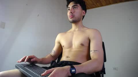 Snapshot of farid_24 chatting on October 20, 9:19 pm farid_24 online show from October 20, 9:19 pm