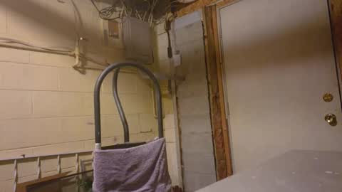 fasteddie52 online show from October 5, 8:40 am