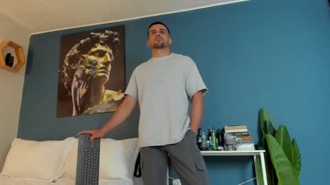 Snapshot of fatdick_1 chatting on December 15, 8:15 pm M A T T E O online show from December 15, 8:15 pm