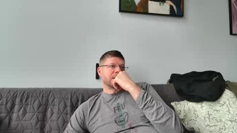 Snapshot of fattenmenow chatting on February 9, 11:14 am fattenmenow online show from February 9, 11:14 am